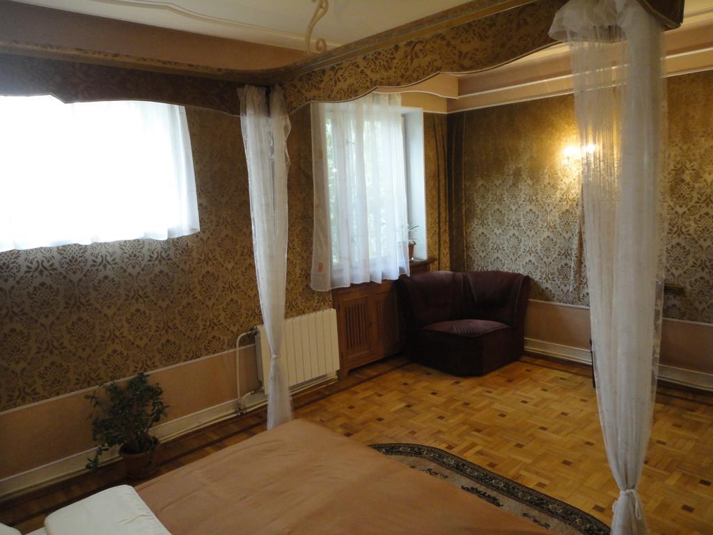 Classic Apartment On Kievyan Ереван Экстерьер фото